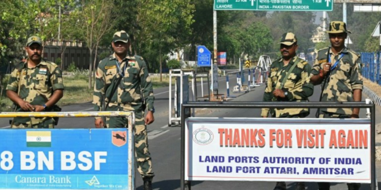 Students in Indian-administered Kashmir have reported harassment and intimidation in India after a gruesome attack in the Himalayan region / © AFP