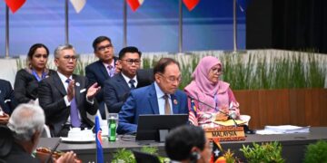 Anwar sanjung sidang kemuncak tiga hala ASEAN-GCC-China sebagai titik perubahan strategik