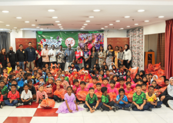 Malik Streams ceriakan hari pertama sekolah ribuan pelajar