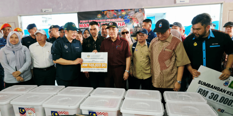 Nearly 1,000 homes lost as Sabah govt goes all out, Hajiji leads aid on the ground