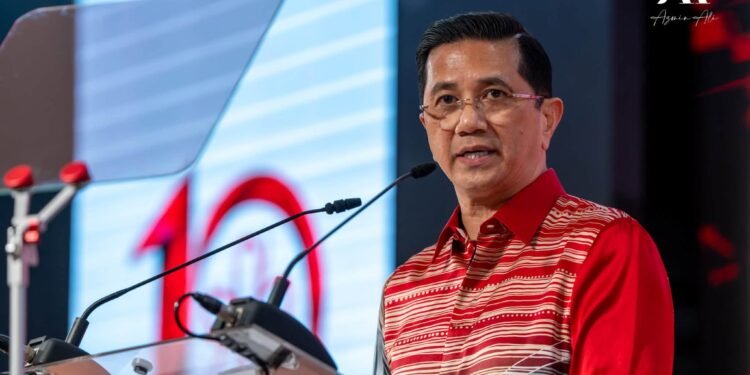 DATUK SERI MOHAMED AZMIN ALI-FACEBOOK AZMIN ALI