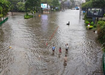 Banjir: Semua 50 daerah di Bangkok diisytihar zon bencana