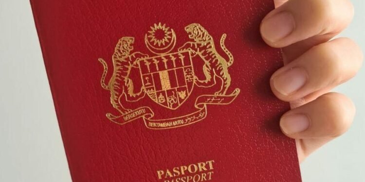 PEMEGANG pasport Malaysia kini mempunyai akses ke sebanyak 175 destinasi di seluruh dunia.-PORTAL JABATAN IMIGRESEN MALAYSIA