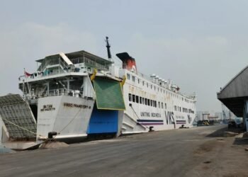 Kapal bawa 243 penumpang hilang di Laut Jawa