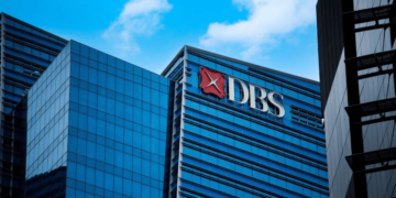Skandal 1MDB: Bank Singapura disaman SGD$1.3bilion