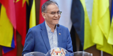 Health Minister sought double allowance for FDS