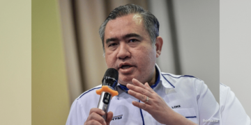 Anthony Loke sertai tugas rasmi di China sebelum urus proses letak jawatan