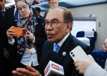 Anwar minta Anthony Loke pertimbang hasrat letak jawatan