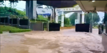 Beberapa kawasan di Lembah Klang dilanda banjir kilat
