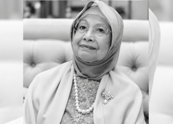 Tun Dr Siti Hasmah meninggal dunia