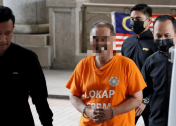 Ex-minister remanded five days over Tabung Haji RCI probe