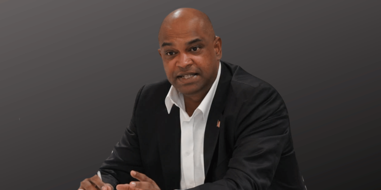 Human Resources Minister, Datuk Seri Ramanan Ramakrishnan.