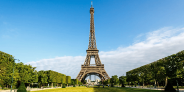 Menara Eiffel ditutup, kakitangan protes