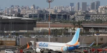 Penumpang gagalkan cubaan pembantu juruterbang jatuhkan pesawat Dubai – Tel Aviv