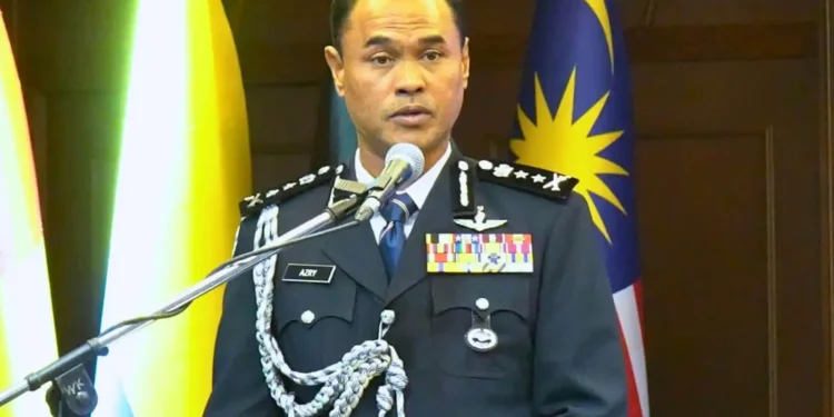 DATUK AZRY AKMAR AYOB - GAMBAR FACEBOOK