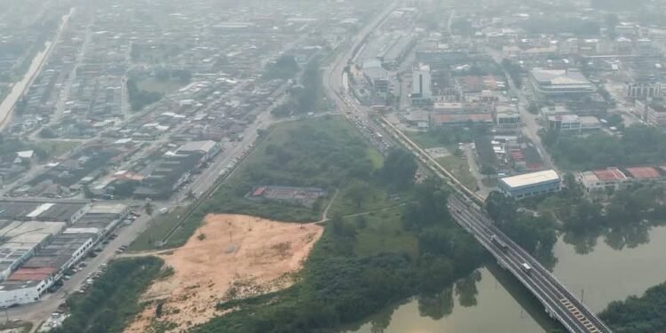BACAAN IPU yang sentiasa berubah mengikut lokasi dan masa memerlukan keputusan operasi sekolah disesuaikan mengikut keadaan semasa setempat. - FACEBOOK FADHLINA SIDEK