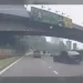 Budak lima tahun maut dalam kemalangan enam kenderaan di Jalan Kuching
