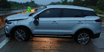 Ahli Parlimen Rantau Panjang cedera kemalangan, SUV terbabas