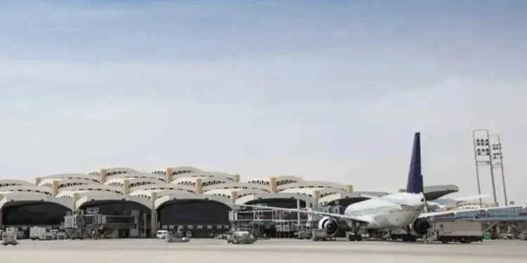 Serangan Houthi: Lapangan terbang antarabangsa Riyadh ditutup sehingga Sabtu