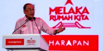 Larangan penjawat awam guna Waze ambil kira keselamatan, kedaulatan negara – Anwar