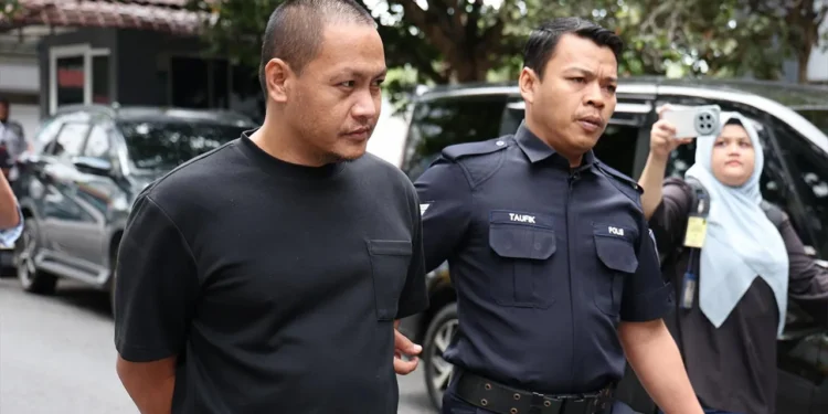 GAMBAR BERNAMA