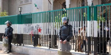 Pihak berkuasa Syria tahan sepupu Bashar al-Assad, bekas pegawai tentera